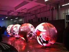 可信賴的福建LED異形顯示屏 點亮福州創(chuàng)意視覺新篇章